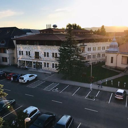 Centrum Apartman Sárospatak Esterno foto